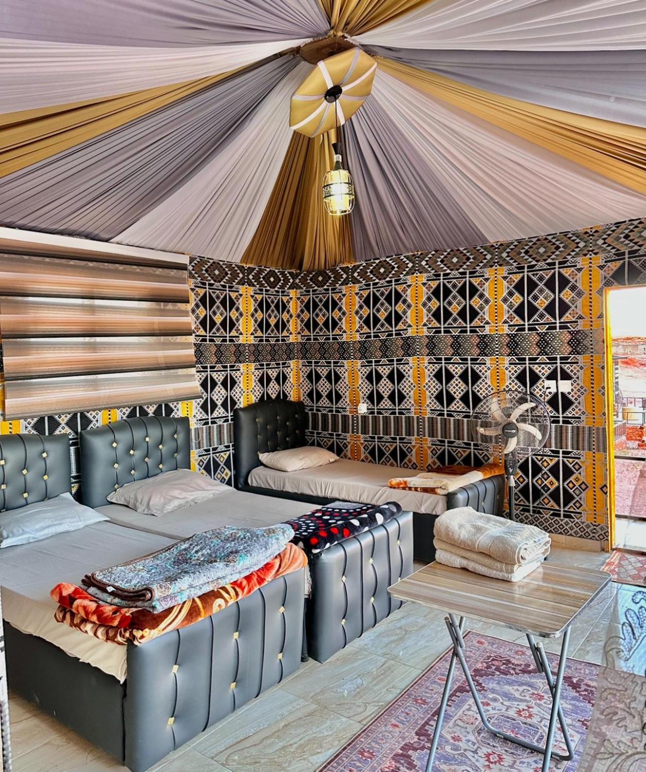 Rum Flower Bubbles Luxury Camp Wadi Rum Esterno foto